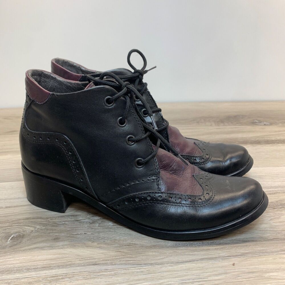 CLIF PARIS Black Wingtip Leather Italian Made Block Heel Bootie Size 37 US 7